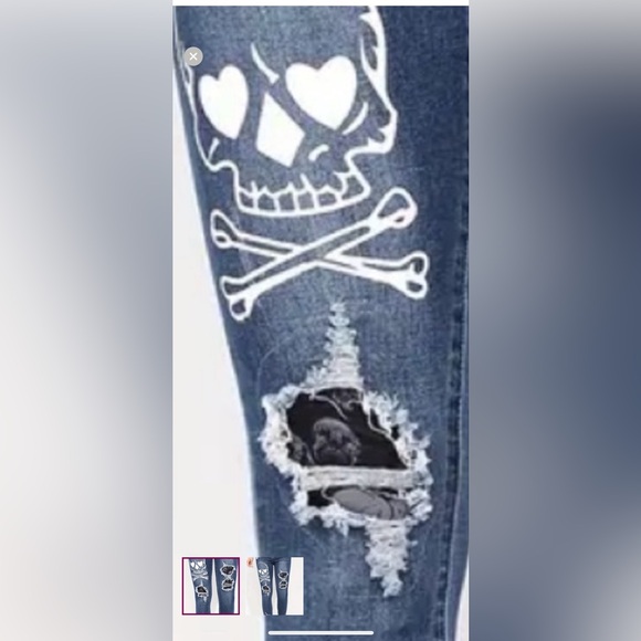 Skull Jeans- Women’s Mecium skinny stretch jeans - Picture 3 of 4